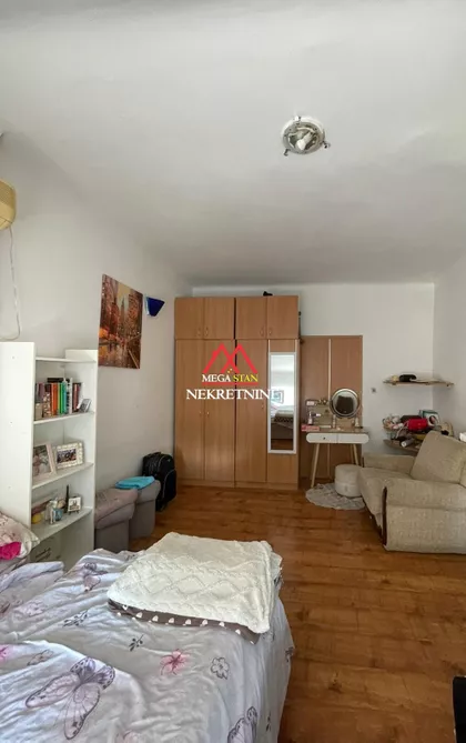 Alberta Tome | 4zida.rs