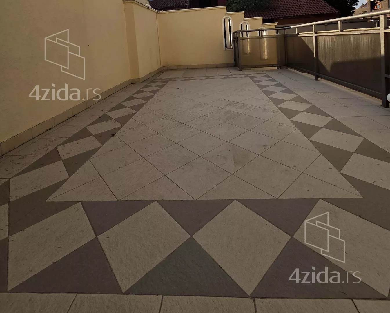 3-etažna kuća | 4zida