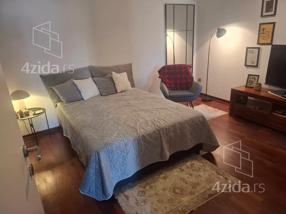 6-etažna kuća | 4zida