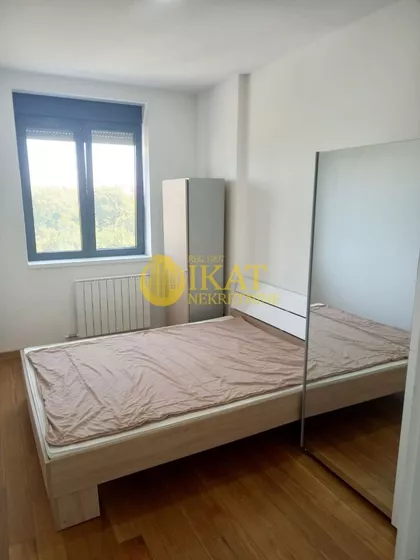 Porodice Trajković | 4zida.rs