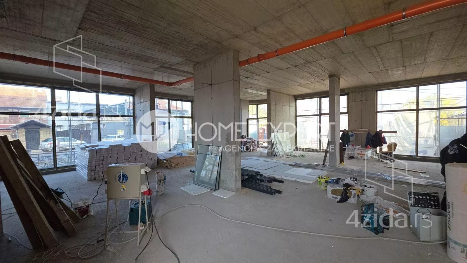 Poslovni prostor | 4zida