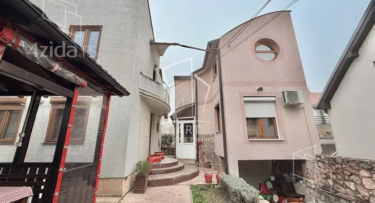 2-etažna kuća | 4zida