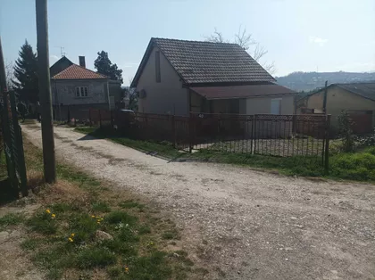 Popović | 4zida.rs