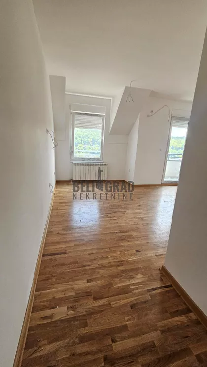 Kraljice Jelene | 4zida.rs