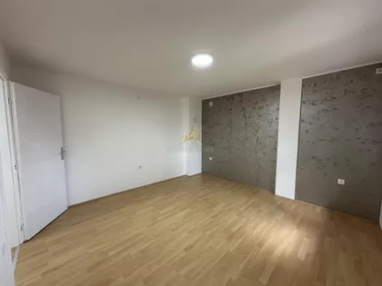 Novo naselje | 4zida.rs