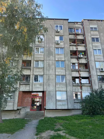 Vladimira Rolovića | 4zida.rs