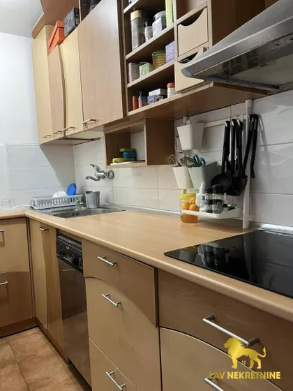 ŠEKSPIROVA | 4zida.rs