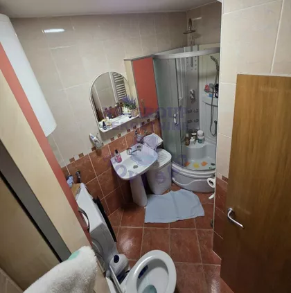 Cara Dušana | 4zida.rs