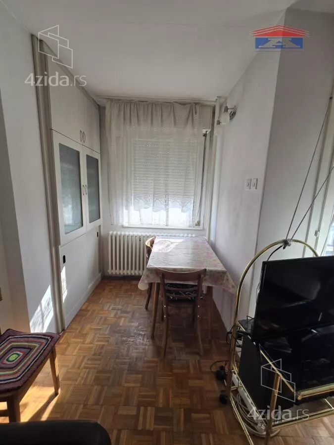 Garsonjera | 4zida