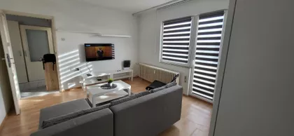 Ante Parčetića 4 | 4zida.rs