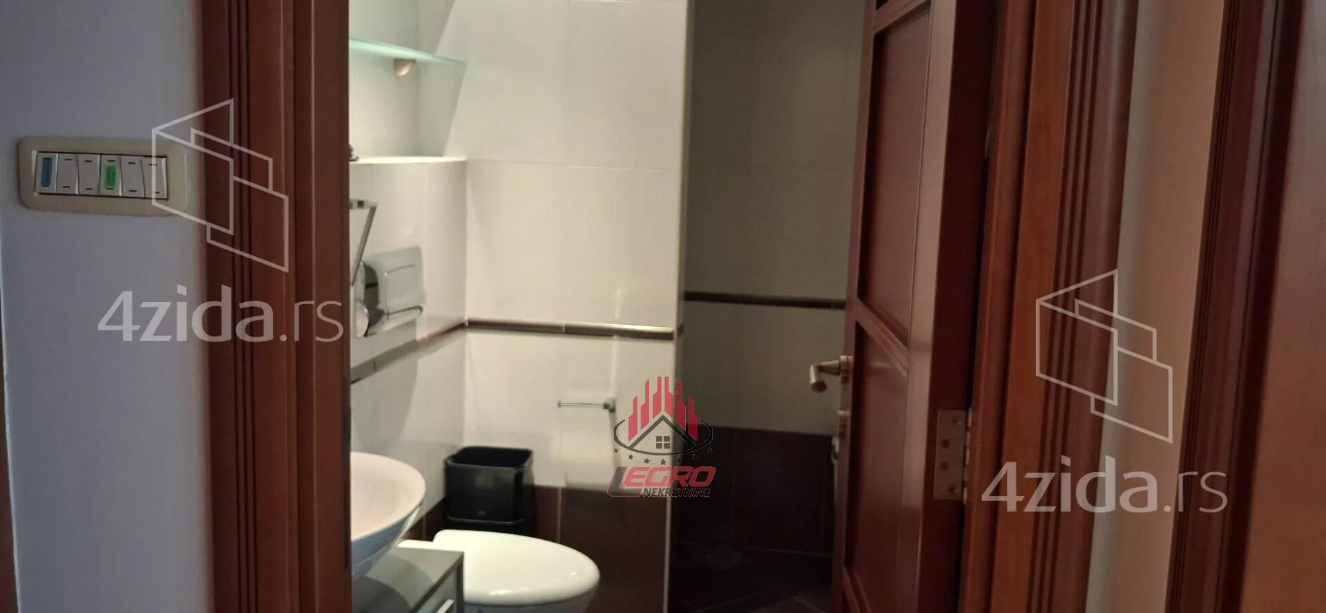 Petoiposoban stan | 4zida