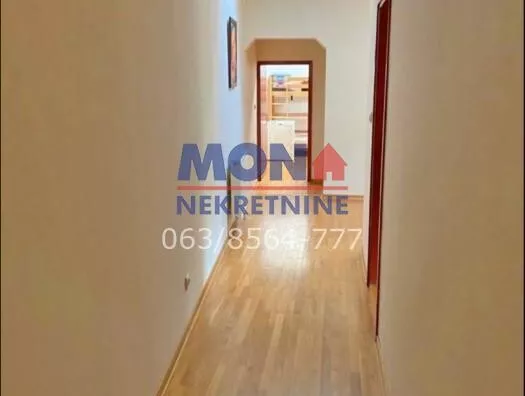 Šestosoban stan | 4zida