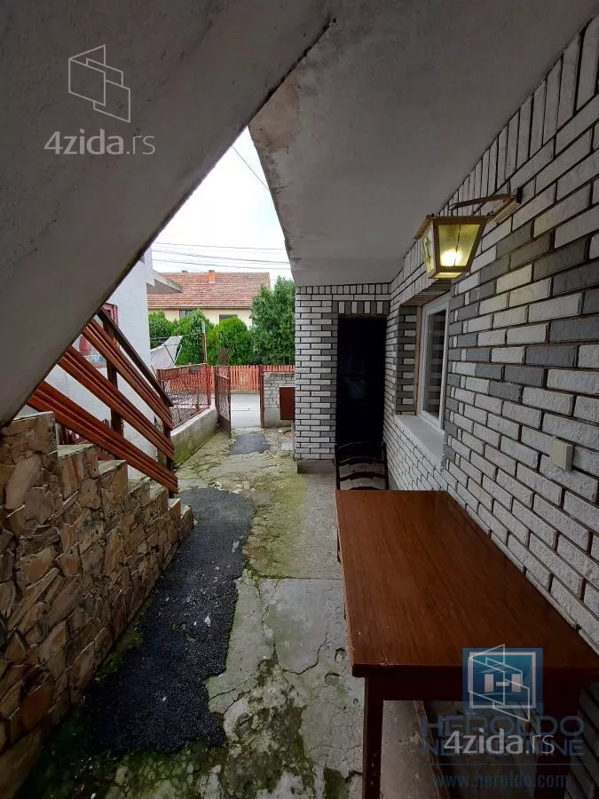 Kuća | 4zida