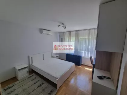 Palmira Toljatija | 4zida.rs