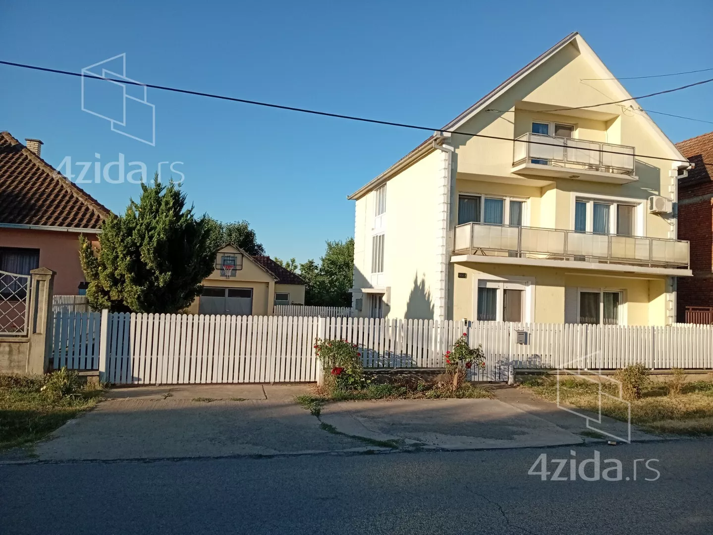 3-etažna kuća | 4zida