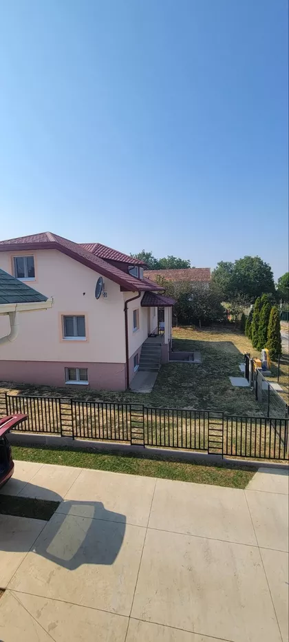 Zanoš 32v | 4zida.rs