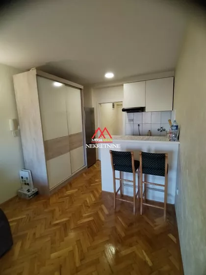 Gundulićeva | 4zida.rs