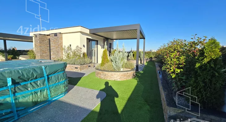 Šestosoban stan | 4zida