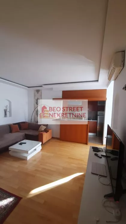 Strahinjića Bana | 4zida.rs