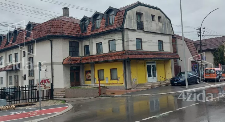 Poslovni prostor | 4zida