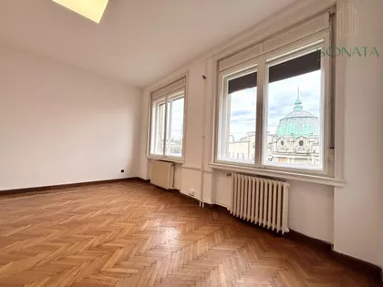 Trg Republike | 4zida.rs