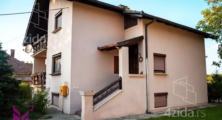 Kuća | 4zida
