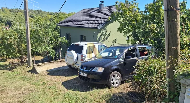 Kuća | 4zida