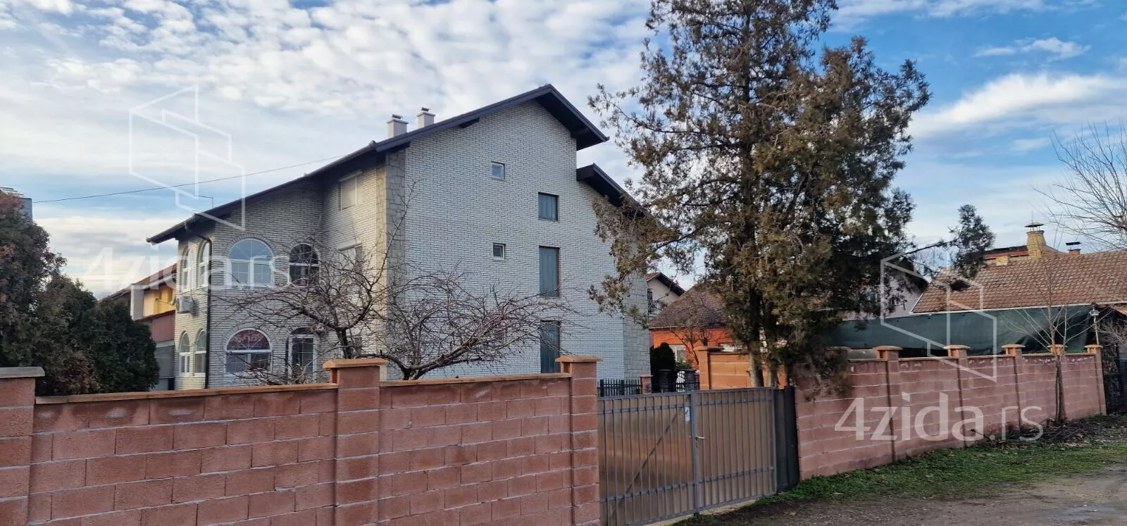 3-etažna kuća | 4zida