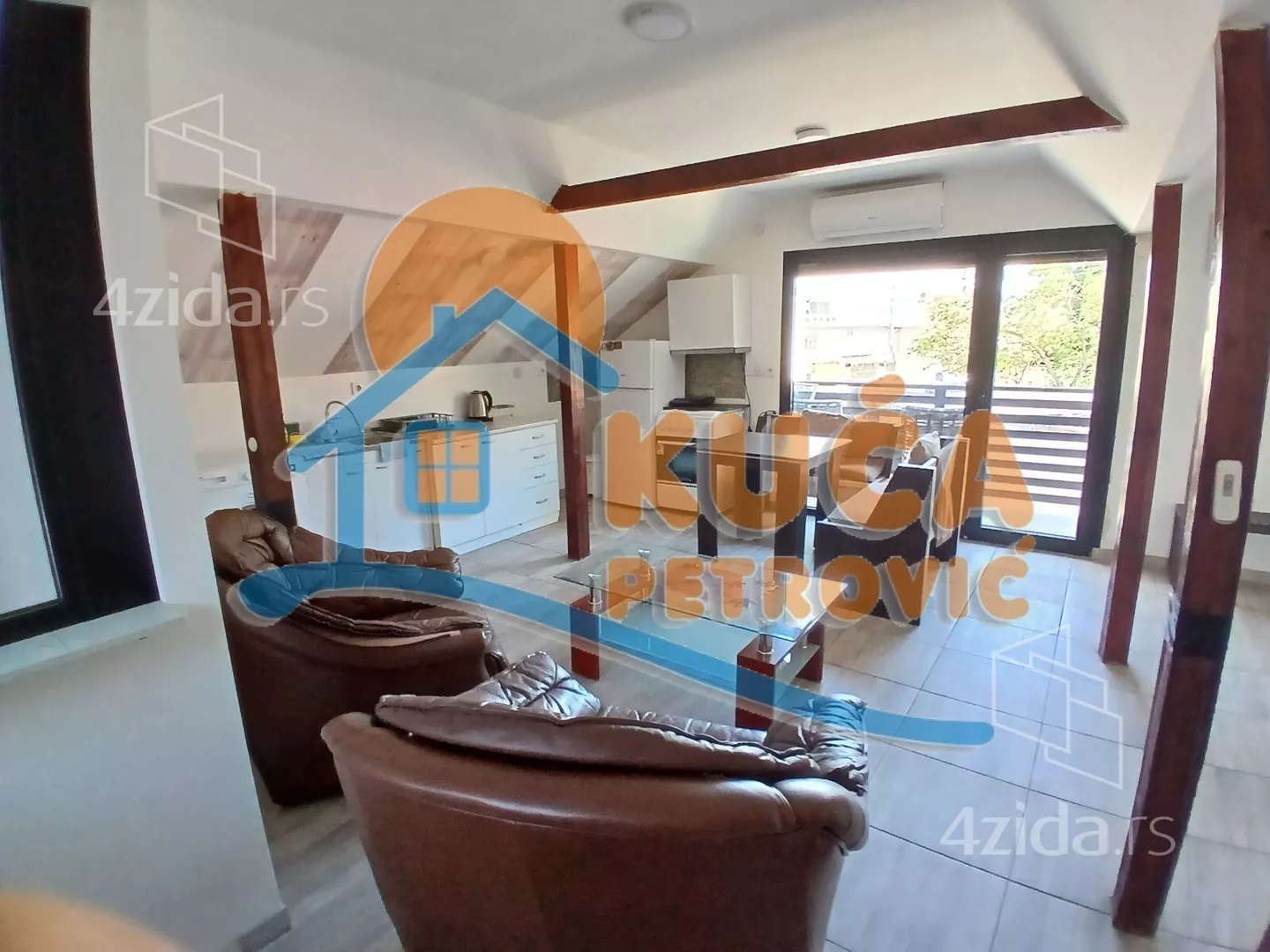 Garsonjera | 4zida