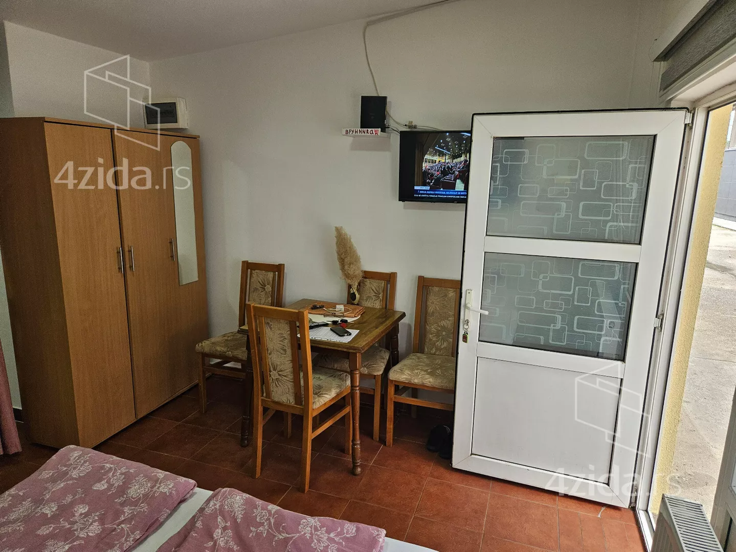 Garsonjera | 4zida