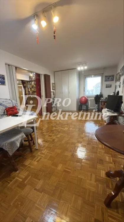 Trgovačka | 4zida.rs