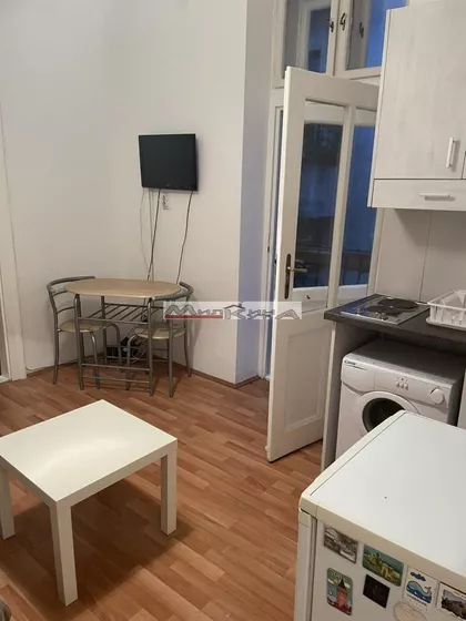 Zeleni Venac | 4zida.rs