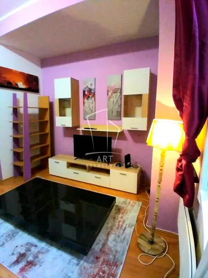 Resavska | 4zida.rs