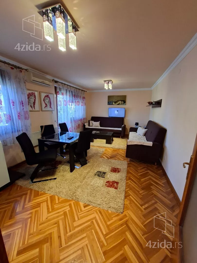 Garsonjera | 4zida