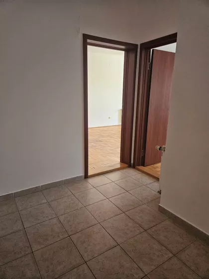 Nemanjina | 4zida.rs