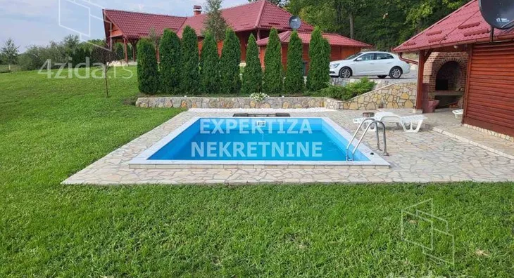 Kuća | 4zida