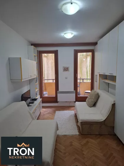 Nemanjina | 4zida.rs