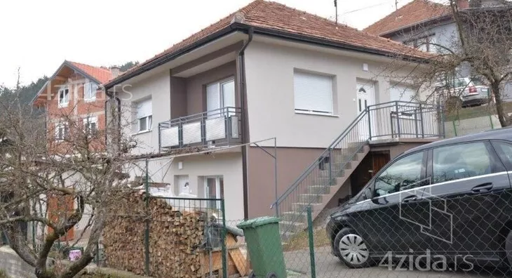 Kuća | 4zida