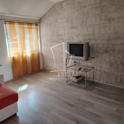 Triglavska | 4zida.rs
