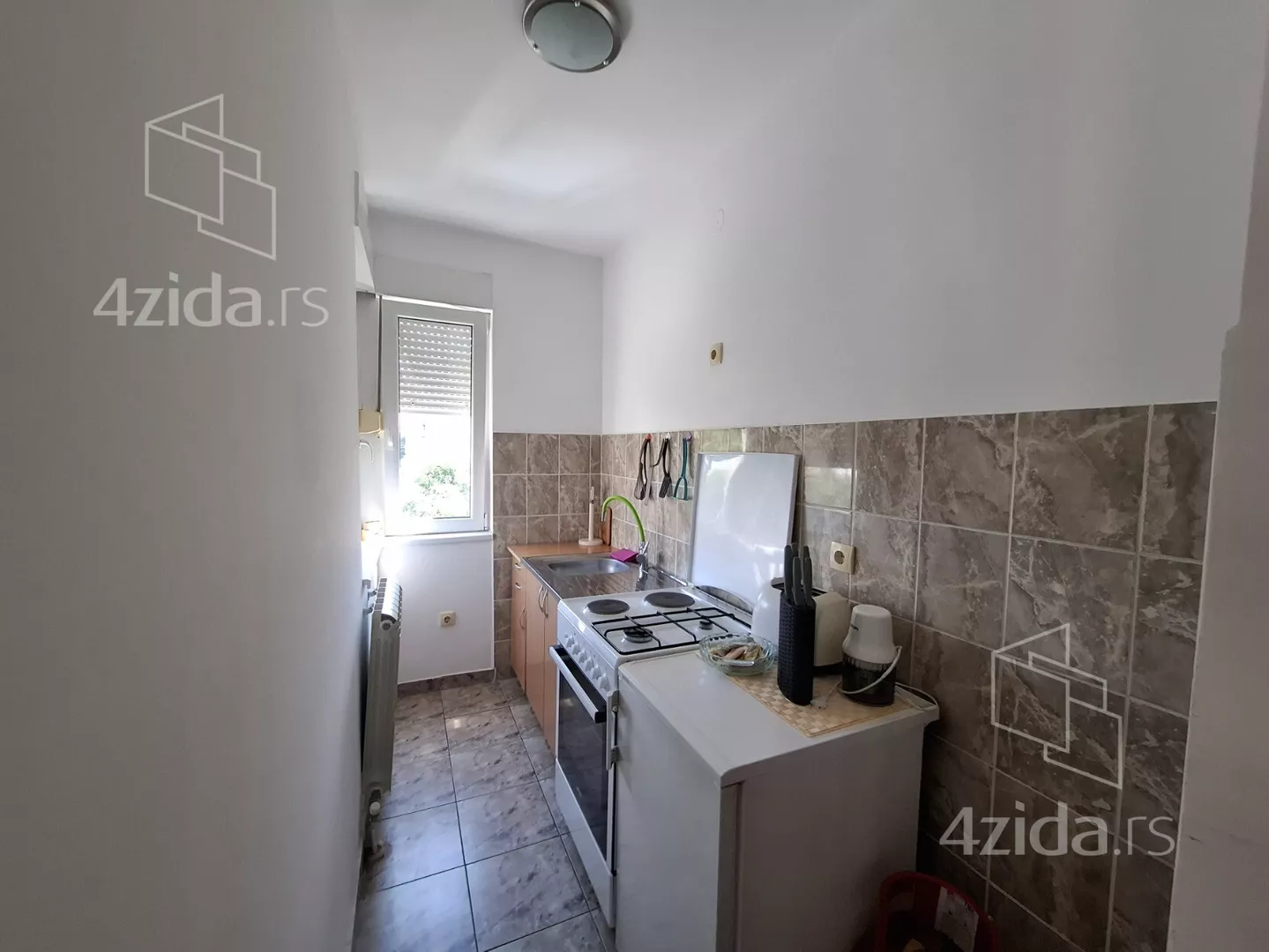 Garsonjera | 4zida