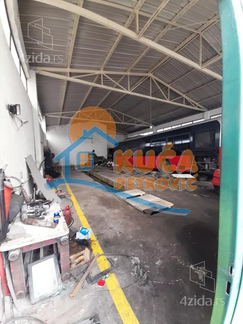 Lokal | 4zida