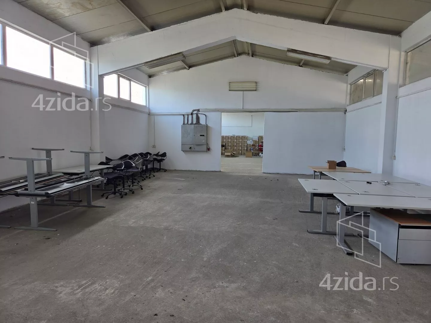 Hala | 4zida