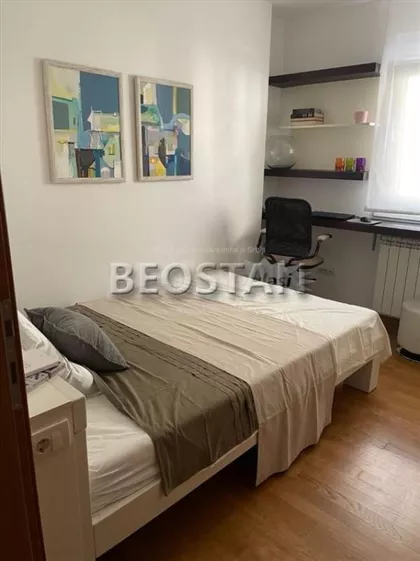 Dragana Rakica | 4zida.rs