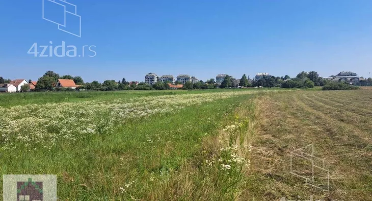 Plac | 4zida