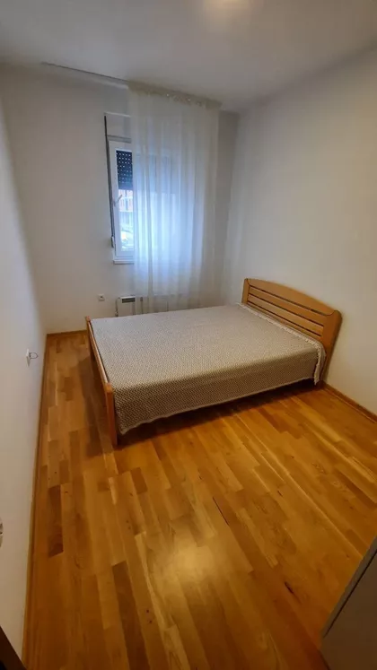 Lončarevo | 4zida.rs