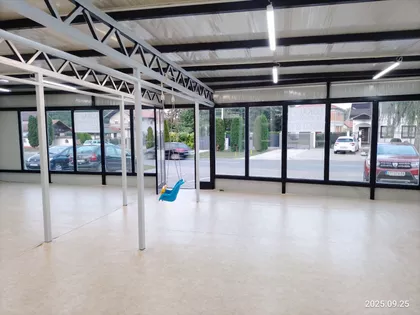 Stari Banovci | 4zida.rs