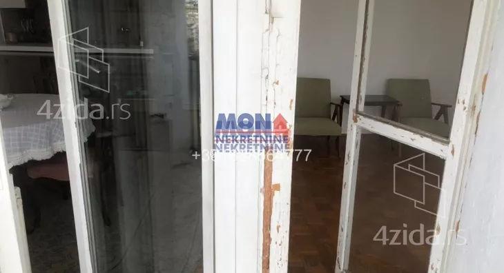 Šestosoban stan | 4zida