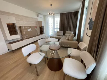 Nikolaja Kravcova | 4zida.rs