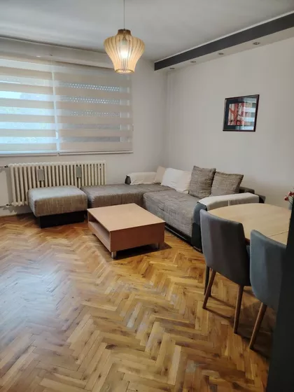 Stefana Stratimirovića | 4zida.rs