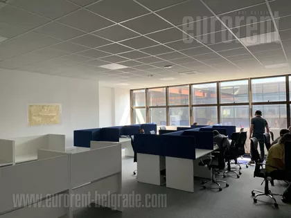 STARI MERKATOR | 4zida.rs